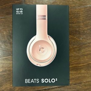 Beats Solo 3 pink